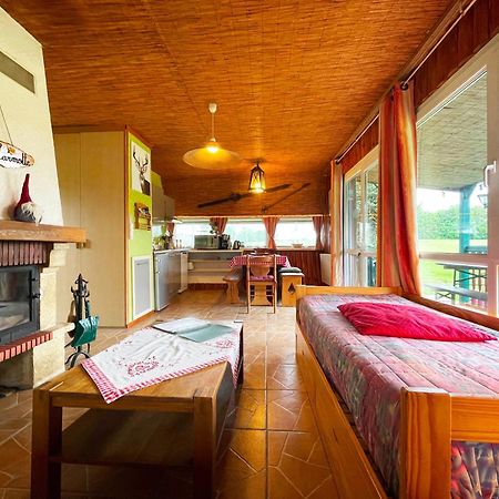 Chalets Des Trois Hetres 플롬비에레레뱅 외부 사진