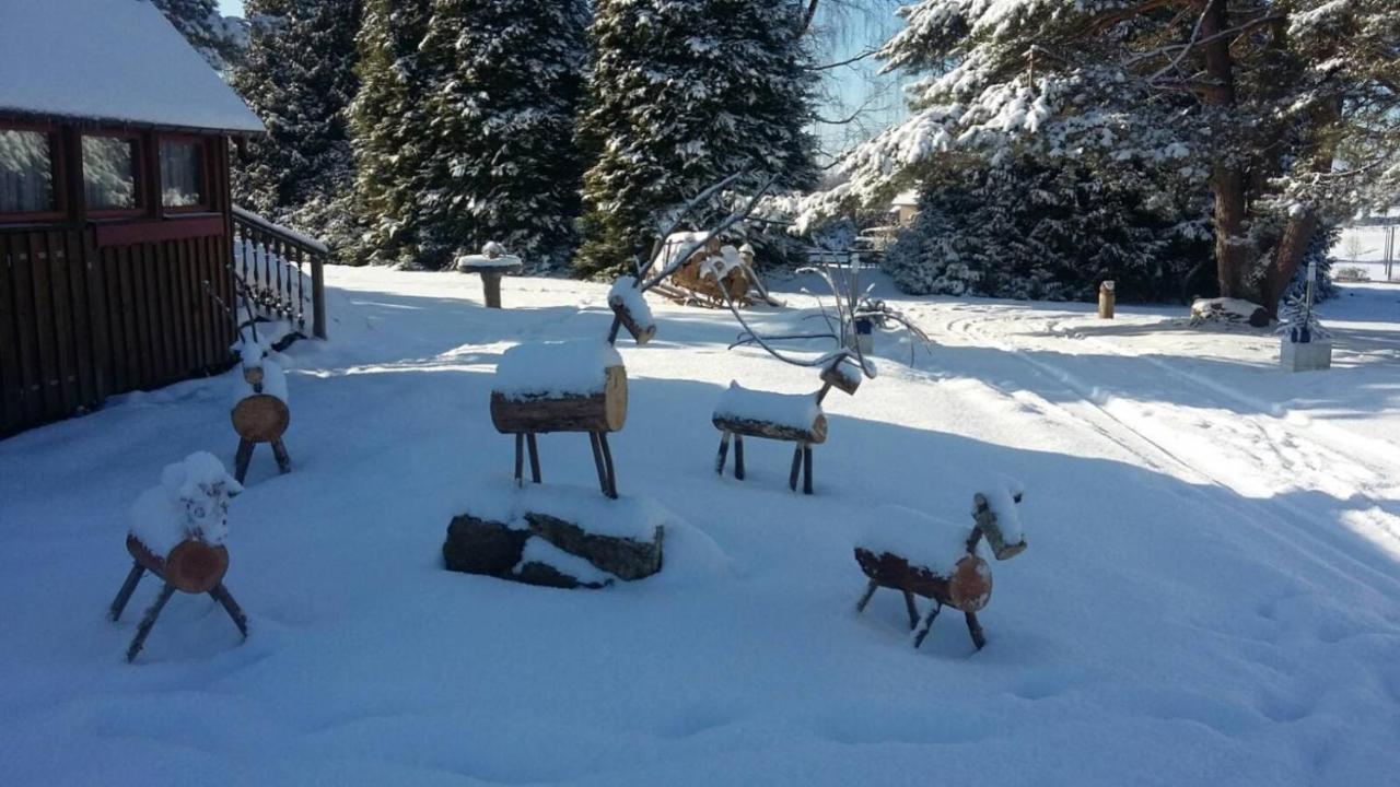 Chalets Des Trois Hetres 플롬비에레레뱅 외부 사진