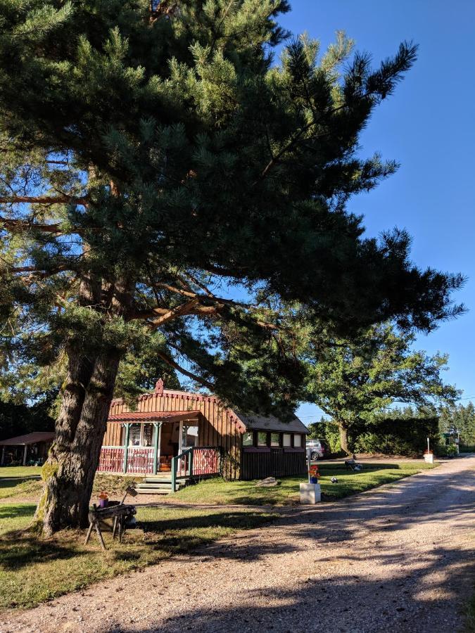 Chalets Des Trois Hetres 플롬비에레레뱅 외부 사진